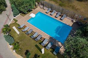 MYTHOS BUNGALOWS
