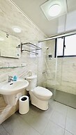 Hyatt Light B&B