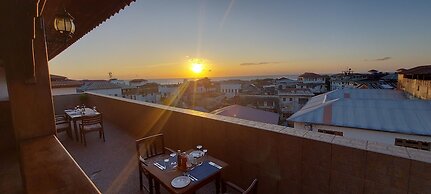 Horizon Palace