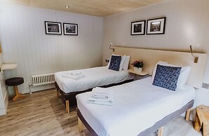 Lodge 9