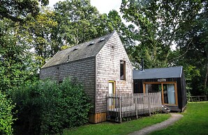 Lodge 8