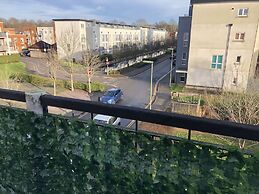 Beautiful 1-bed Apartment in Redhill