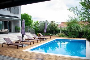 Villa Grey