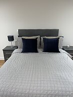Spacious 2-bed Apartment in Whyteleafe