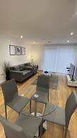Spacious 2-bed Apartment in Whyteleafe