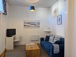 ROSE COURT HOLIDAY APARTMENTS