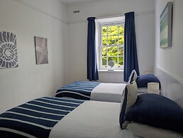 ROSE COURT HOLIDAY APARTMENTS