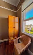 Commercial Hotel Bega