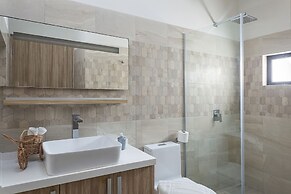 Opal Suites