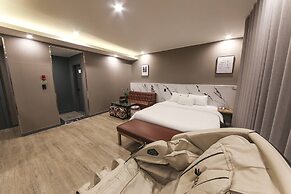 Daegu Seongseo Hotel Series 5.0