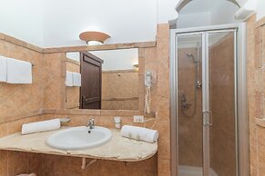 1 Ala Birdi Cottage 150m From The Beach