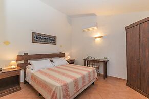 1 Ala Birdi Cottage 150m From The Beach