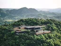 Tampah Hills