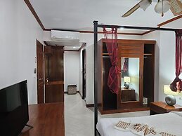 Sai Rougn Apartment