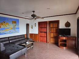 Sai Rougn Apartment
