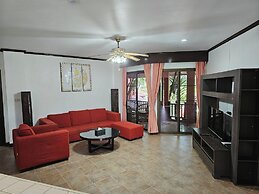 Sai Rougn Apartment