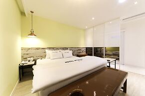 Hotel Yeogieutte Dongdaegu