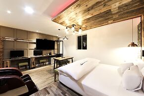 Hotel Yeogieutte Dongdaegu
