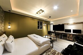 Hotel Yeogieutte Dongdaegu