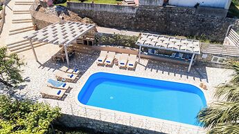 Villa Chrysallis