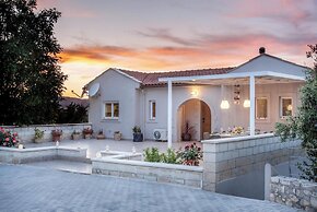 Villa Chrysallis