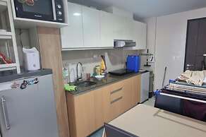 Dusit Thani Like San Antonio Makati 1 Bedroom