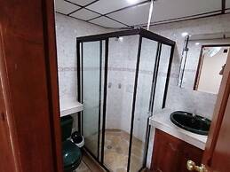 hotel golden suite.