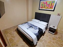 hotel golden suite.
