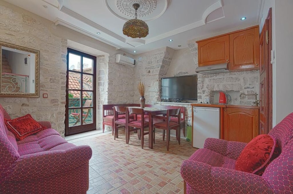 Apartments Wine House Old Town
