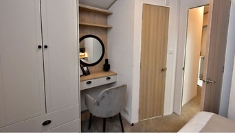 Honeycomb Lodge