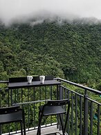 Mountain & Theme Park Views' Cozy Suite