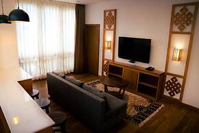 Pelyang Boutique