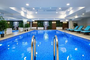 Grand Mildom Hotel