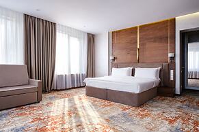 Grand Mildom Hotel