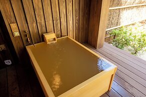 Shionoyu Onsen Rengetsu