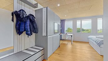 Evi's Home Hotel & Apartments
