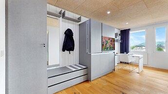 Evi's Home Hotel & Apartments