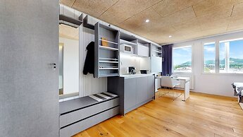 Evi's Home Hotel & Apartments