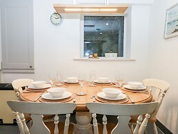 Beach Road House