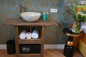 If boutique hotel