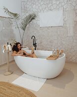 Alma Boutique Hotel