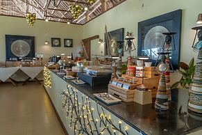Alma Boutique Hotel