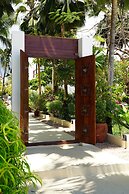 Alma Boutique Hotel