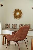 Alma Boutique Hotel