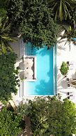 Alma Boutique Hotel