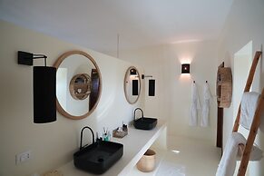 Alma Boutique Hotel
