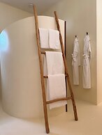 Alma Boutique Hotel