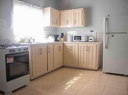 Apt 2 Stylish 2 bed Cosy and Comfortable