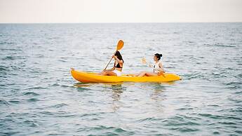 Cape by Sichon Tesoro