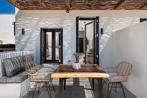 Athina Milos Suites